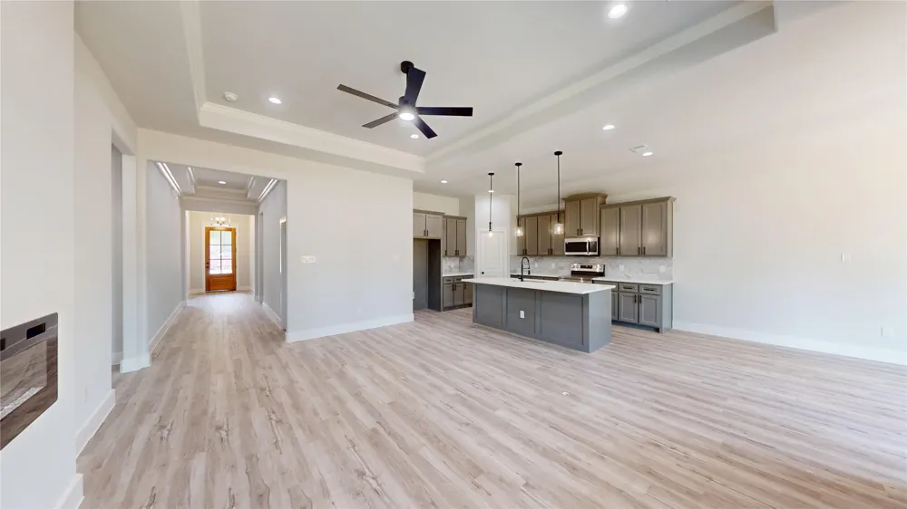 2825 S Grove Street Fort Worth, TX 76104