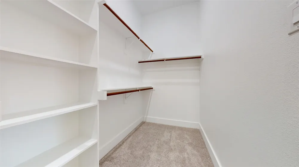 2825 S Grove Street Fort Worth, TX 76104