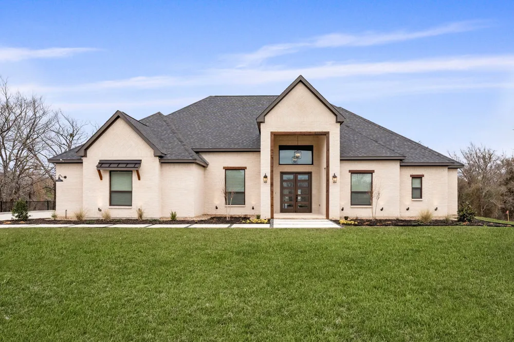100 Wild Plum Drive Krugerville, TX 76227