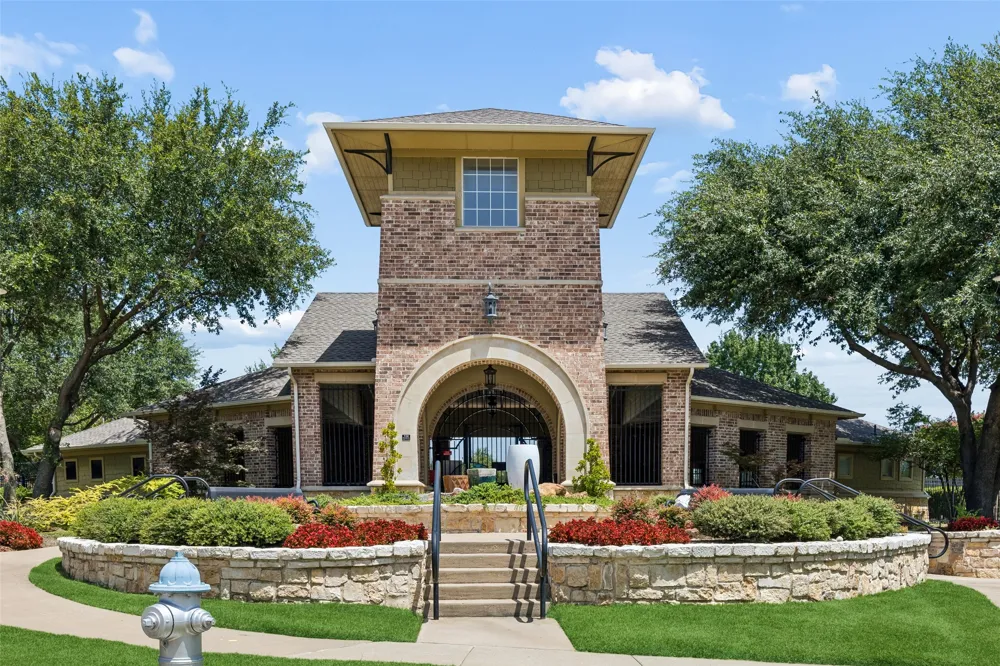 956 Cougar Drive Allen, TX 75013