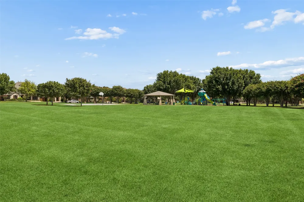 956 Cougar Drive Allen, TX 75013