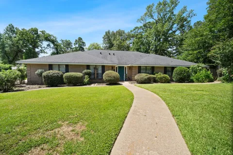 2829 Yorktown Drive