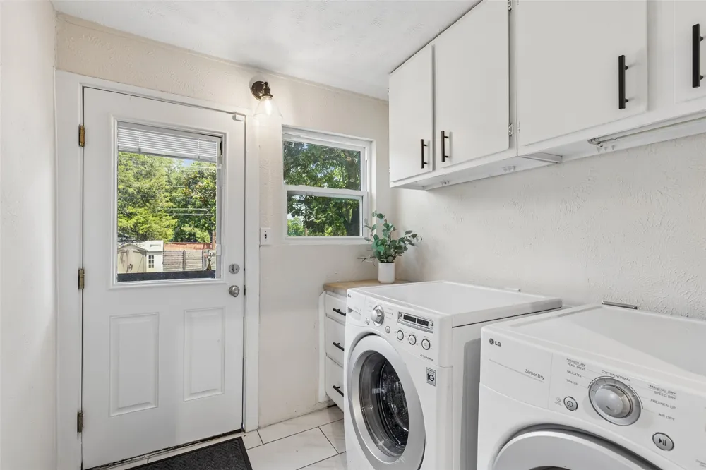 802 Turner Avenue Dallas, TX 75208