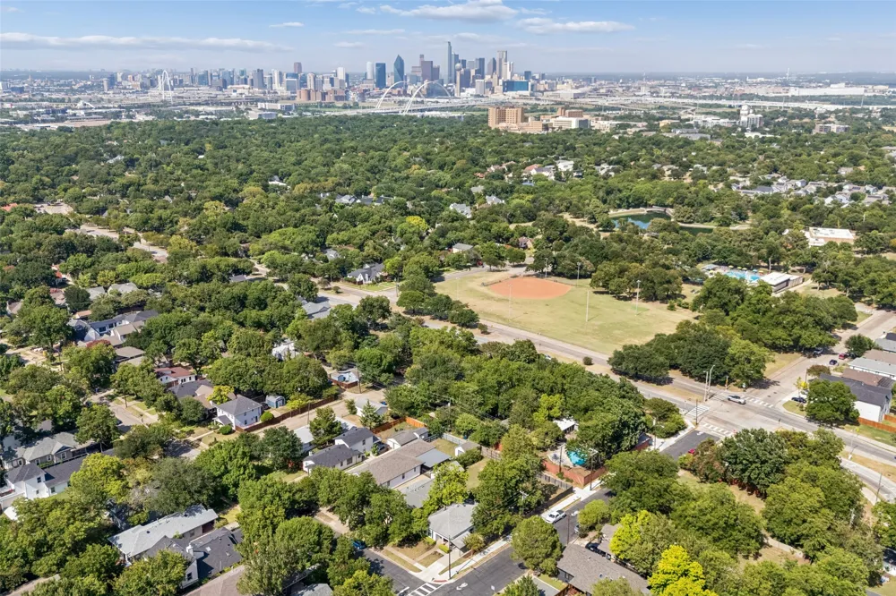 802 Turner Avenue Dallas, TX 75208