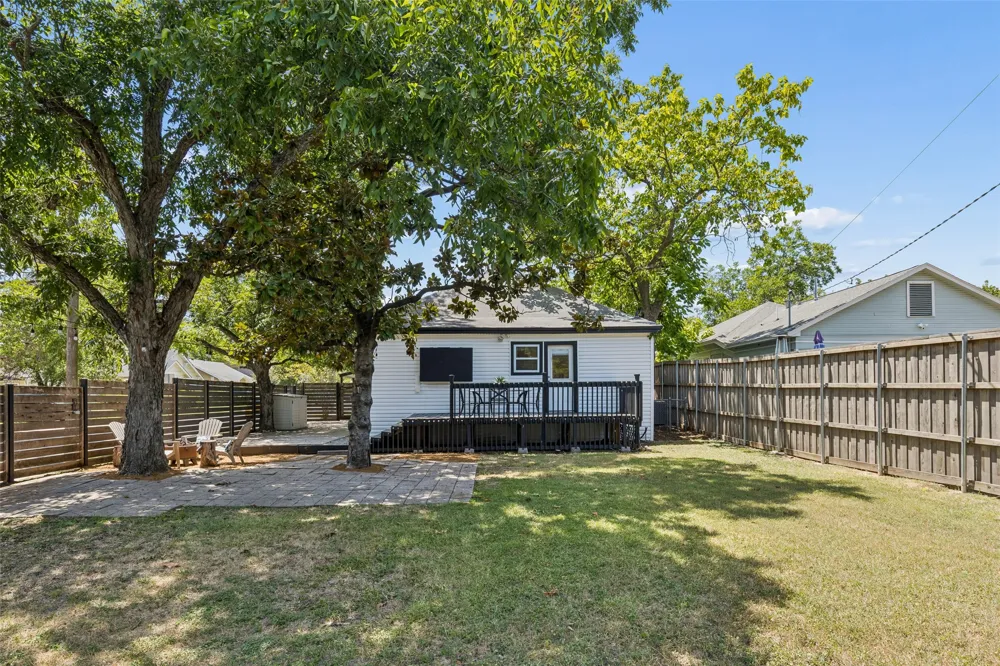 802 Turner Avenue Dallas, TX 75208
