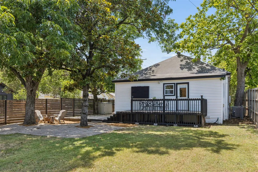 802 Turner Avenue Dallas, TX 75208