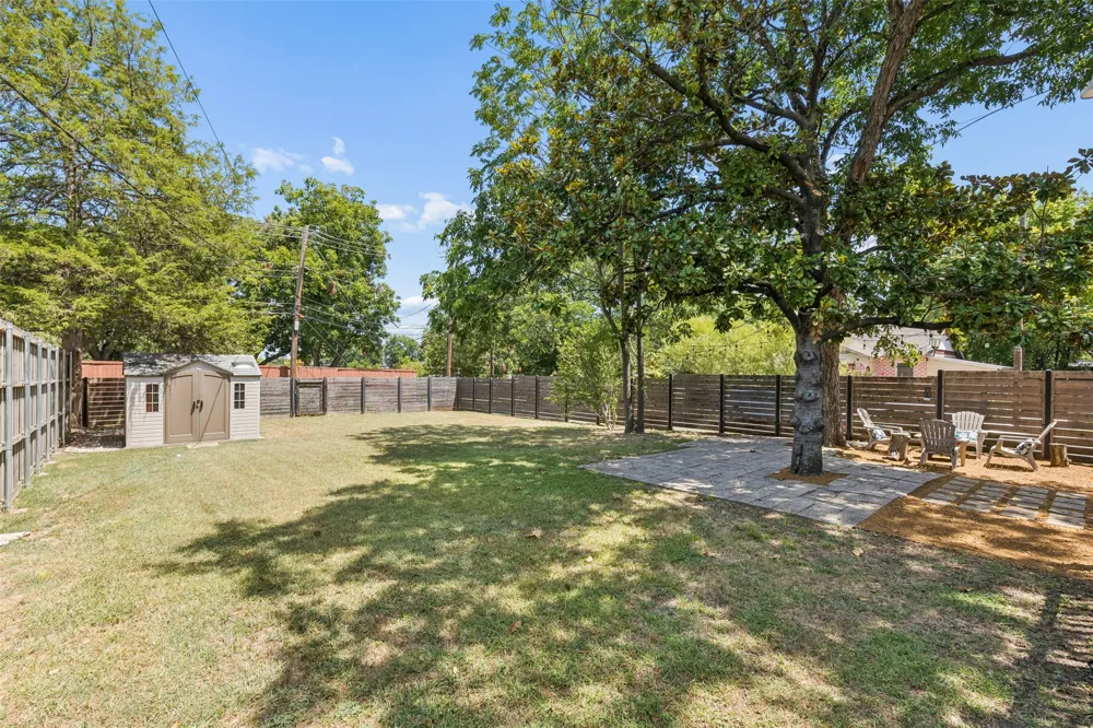 802 Turner Avenue Dallas, TX 75208