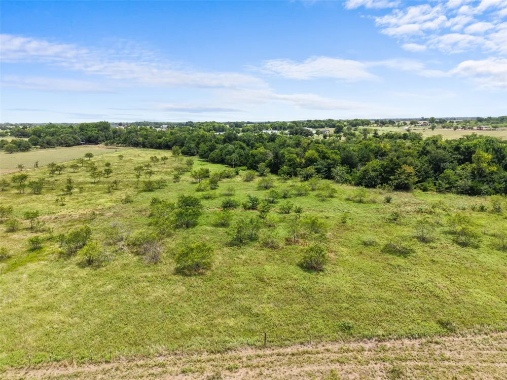 2308 County Road 3417 Wills Point, TX 75169
