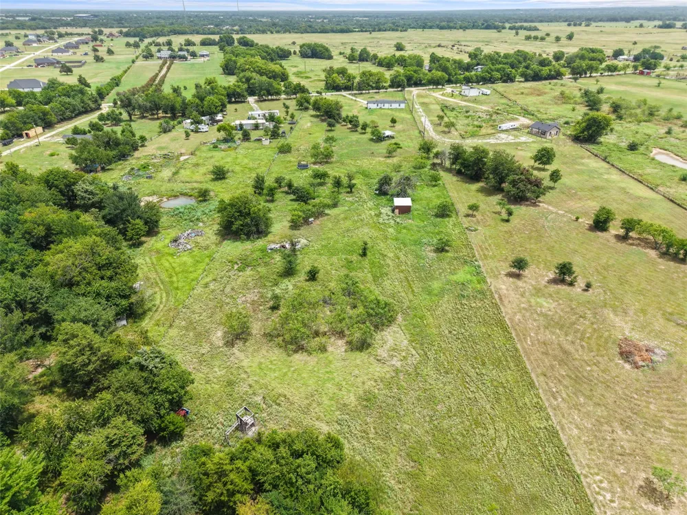 2308 County Road 3417 Wills Point, TX 75169