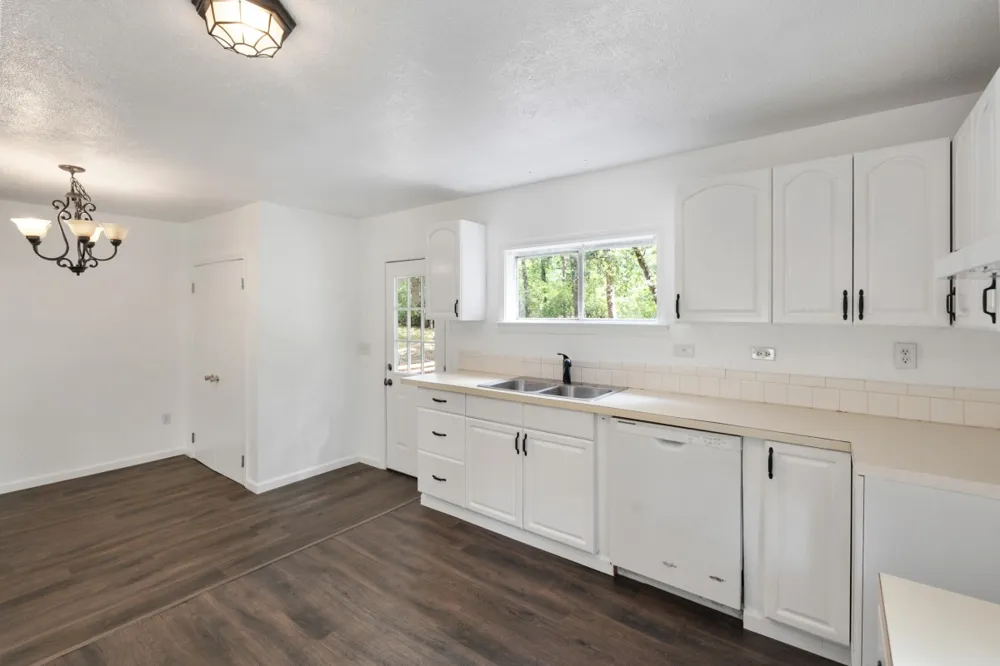 14224 Daniel Boone Lane Log Cabin, TX 75148