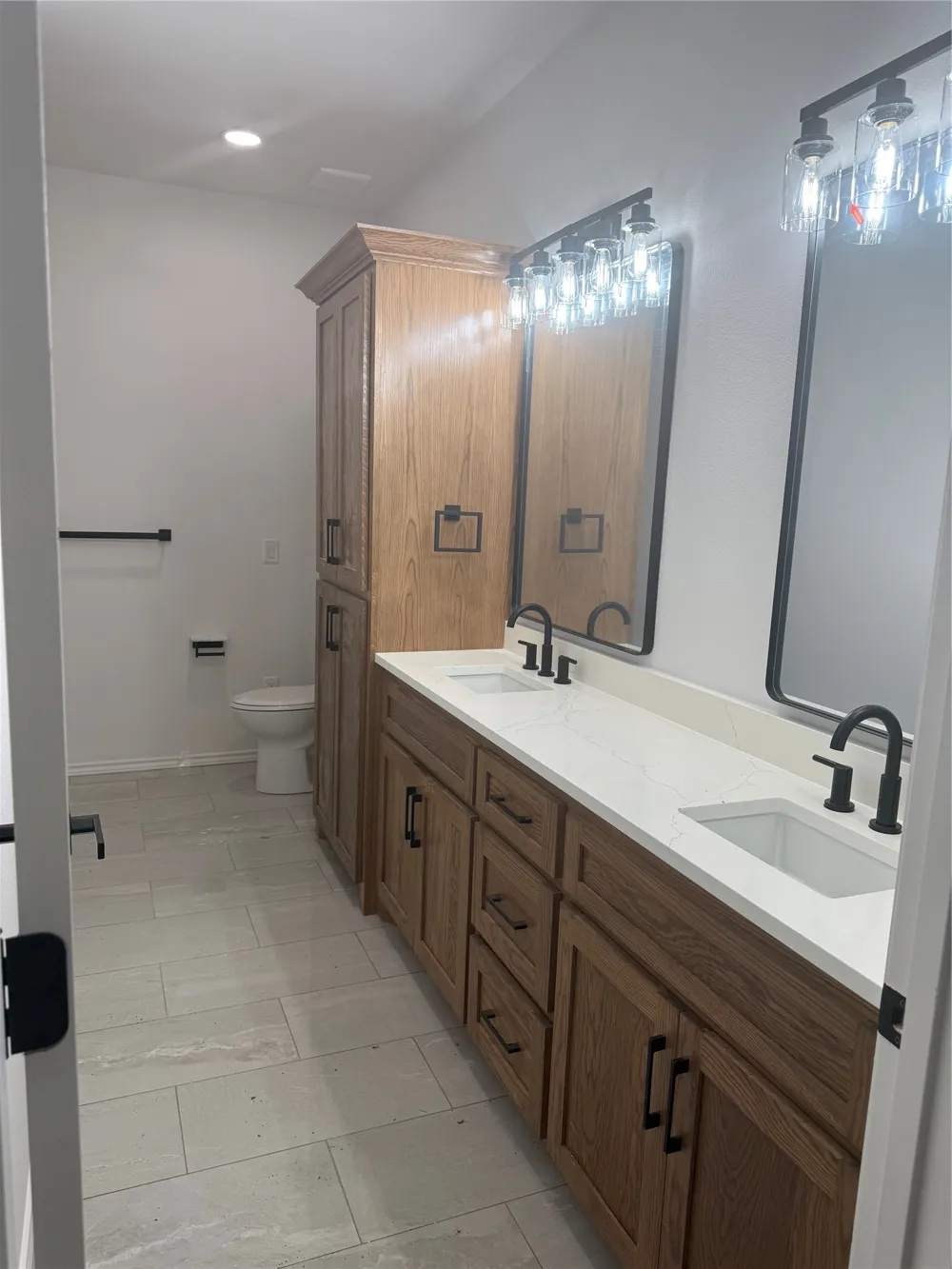 829 Private Road 44005 Blossom, TX 75416