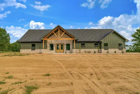 829 Private Road 44005