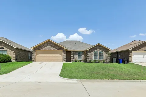 1702 La Caya Drive