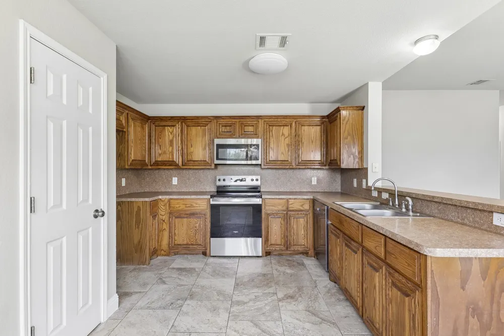 1702 La Caya Drive Mansfield, TX 76063