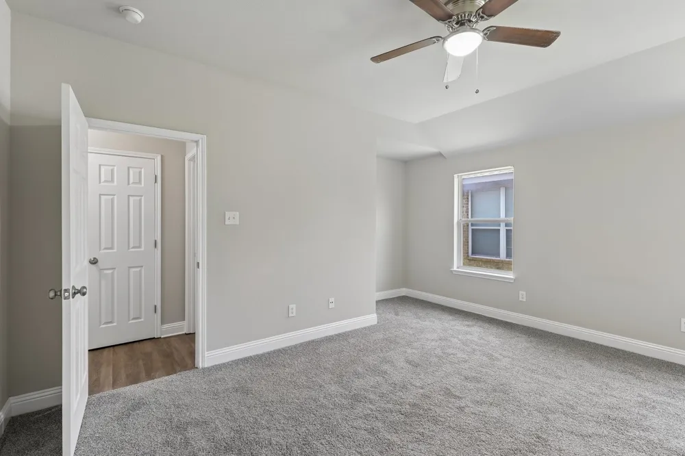 1702 La Caya Drive Mansfield, TX 76063