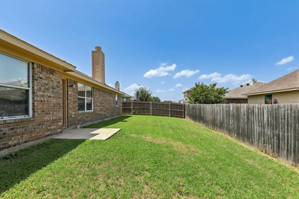 1702 La Caya Drive Mansfield, TX 76063