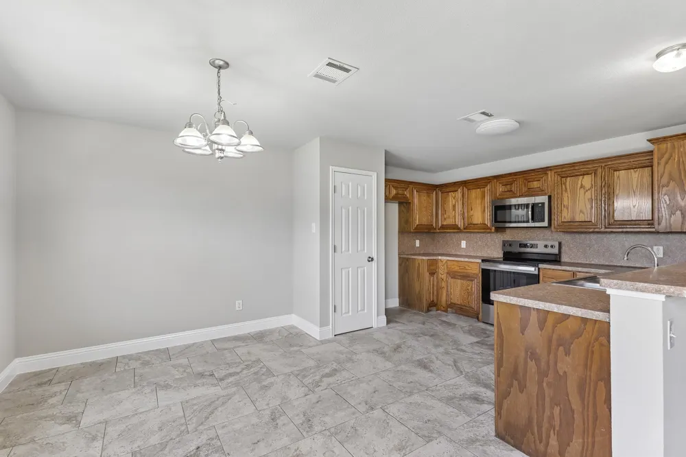1702 La Caya Drive Mansfield, TX 76063