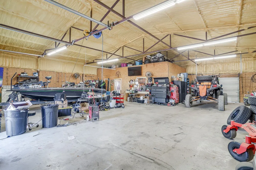 207 Trails End Poolville, TX 76487