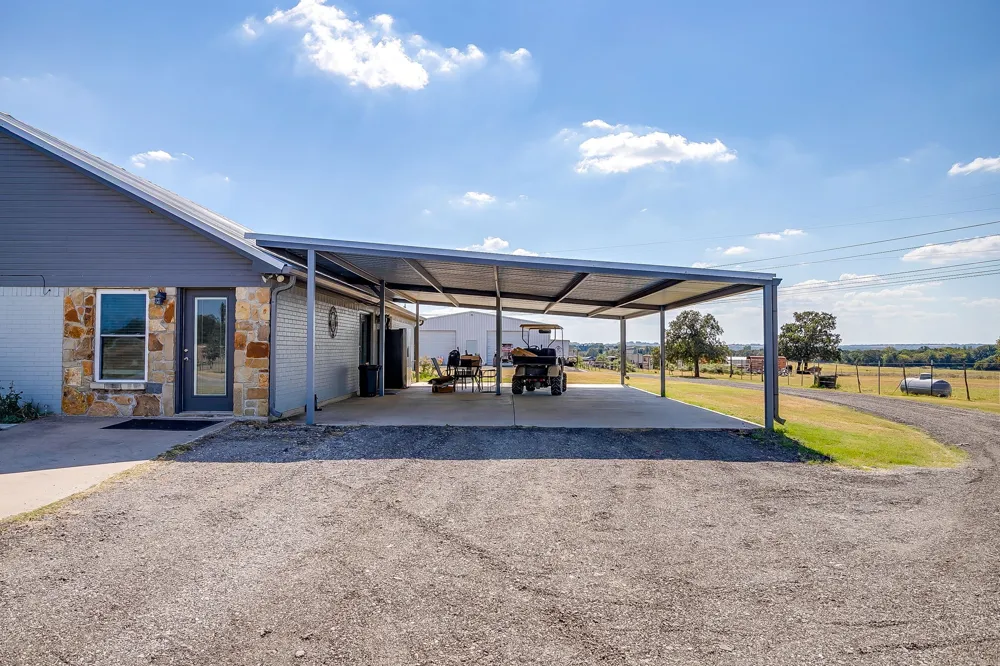 207 Trails End Poolville, TX 76487