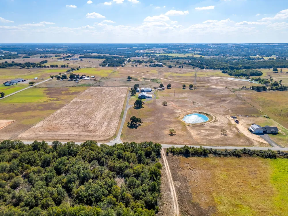 207 Trails End Poolville, TX 76487