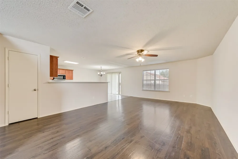 124 Independence Avenue Venus, TX 76084