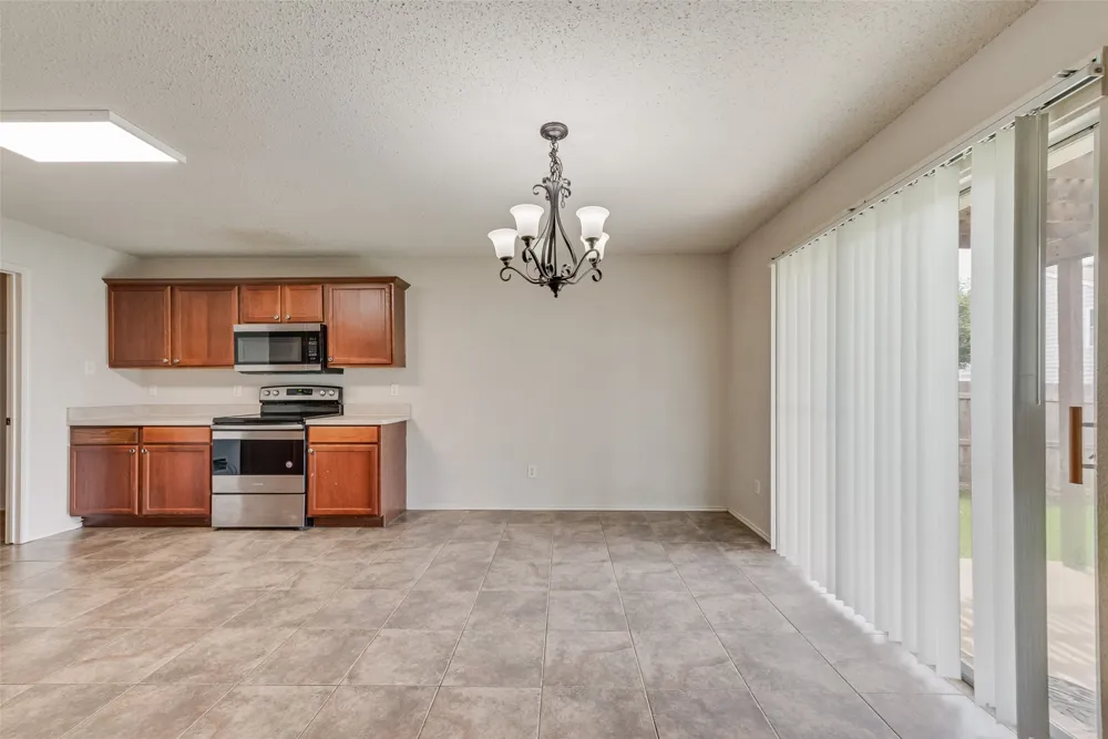 124 Independence Avenue Venus, TX 76084