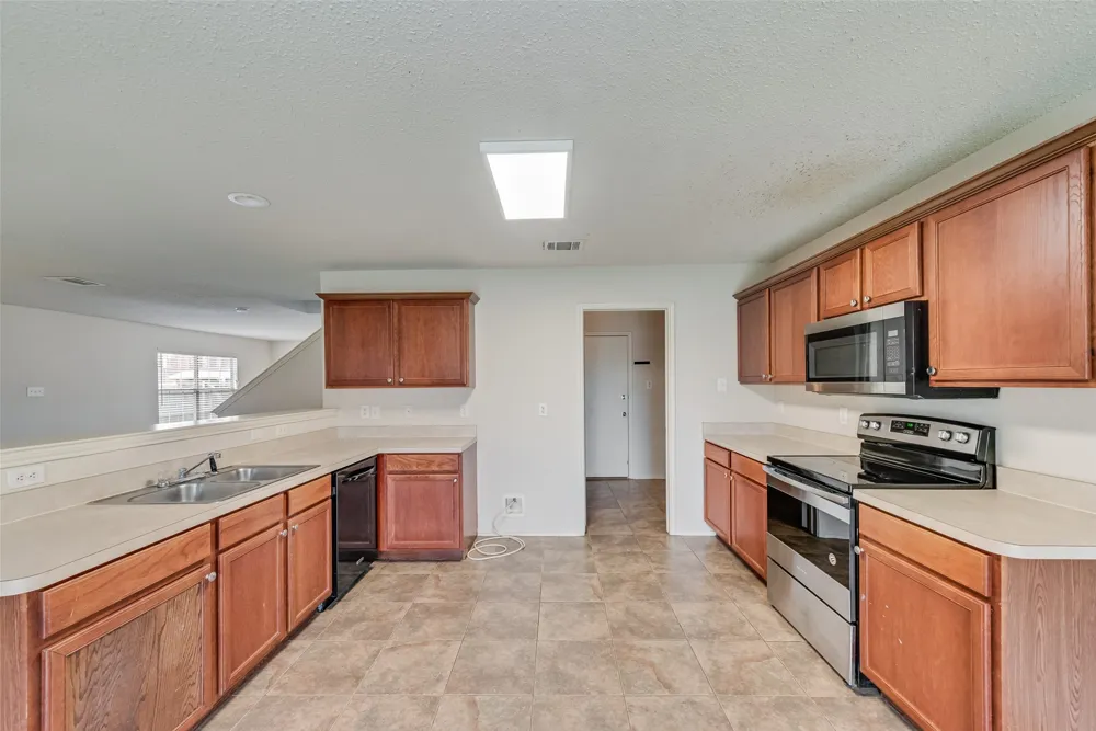 124 Independence Avenue Venus, TX 76084