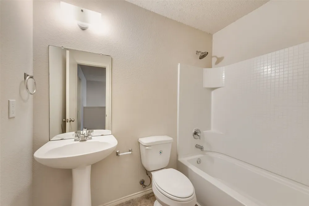 124 Independence Avenue Venus, TX 76084