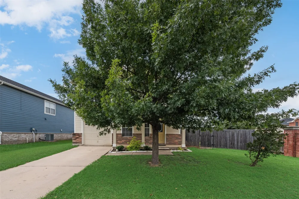 124 Independence Avenue Venus, TX 76084