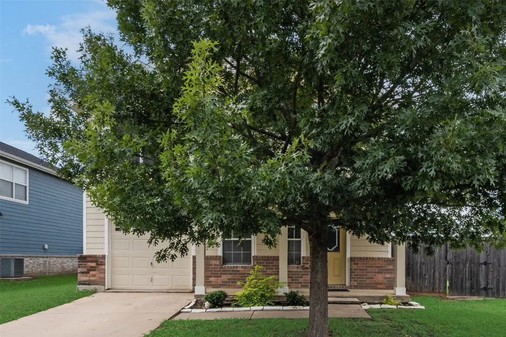 124 Independence Avenue Venus, TX 76084