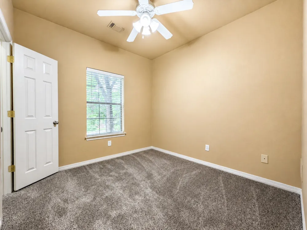 504 Phillip Drive Cedar Hill, TX 75104