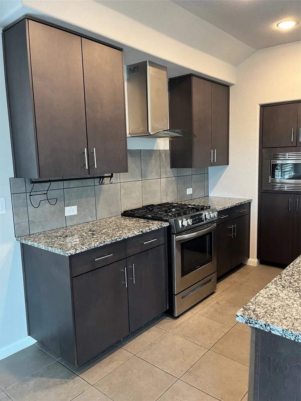 1141 NIGHTHAWK TRAIL Alvarado, TX 76009