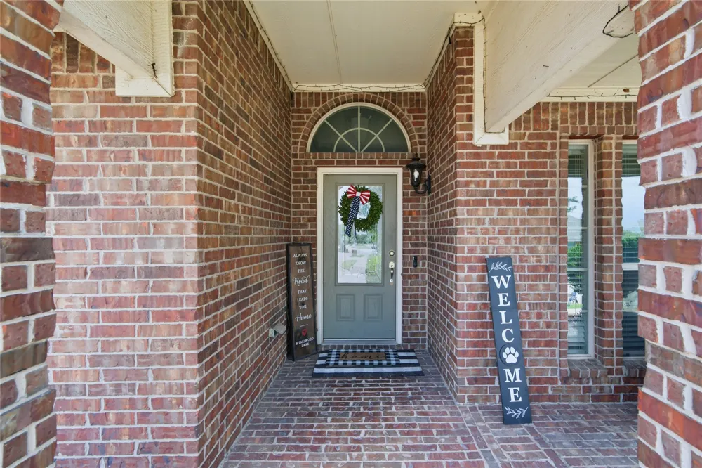 8 Tallwood Lane Edgecliff Village, TX 76134