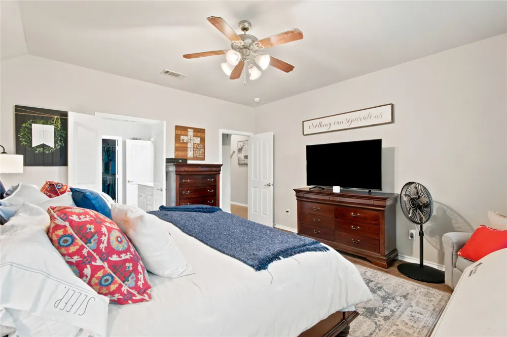 8 Tallwood Lane Edgecliff Village, TX 76134