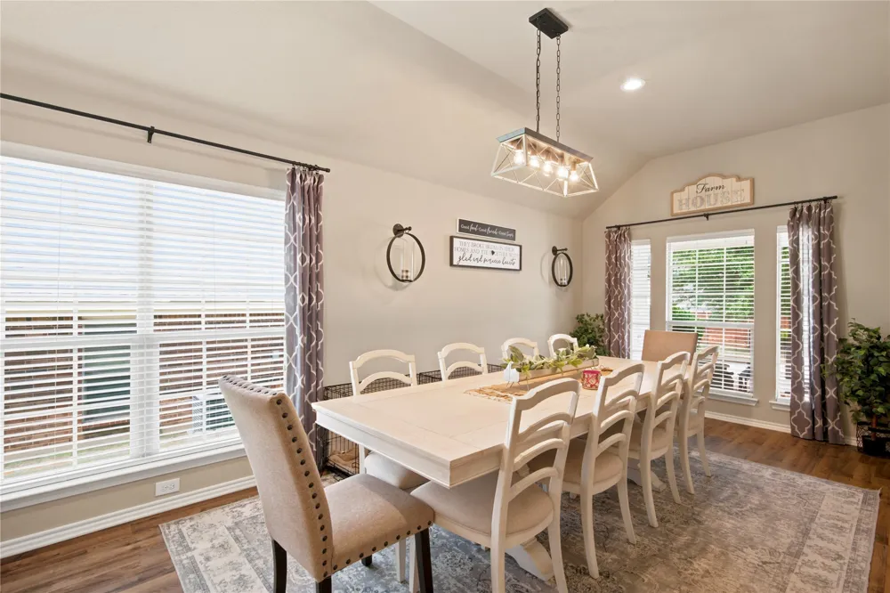8 Tallwood Lane Edgecliff Village, TX 76134