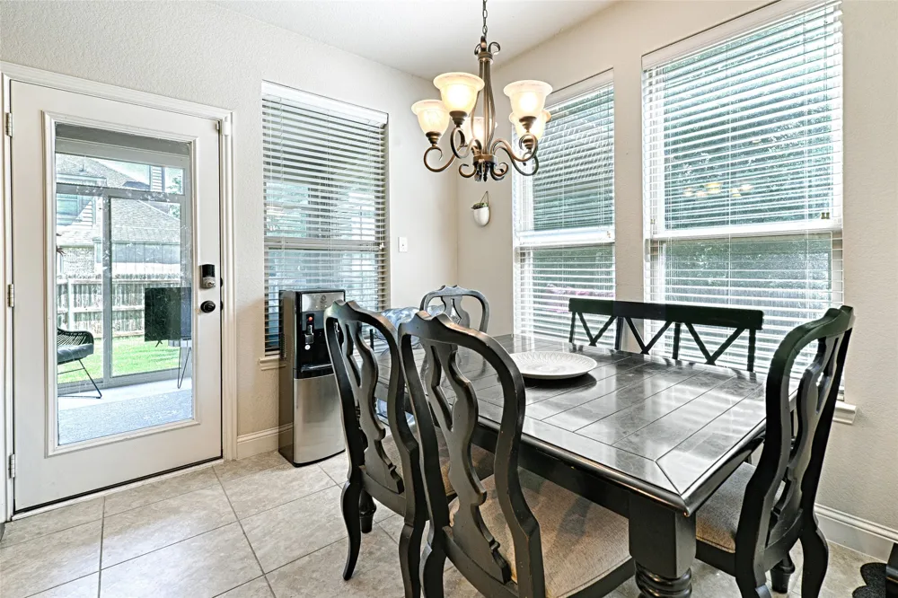 6010 Park View Drive Midlothian, TX 76065