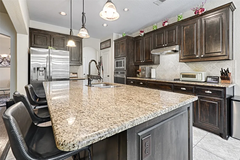 6010 Park View Drive Midlothian, TX 76065