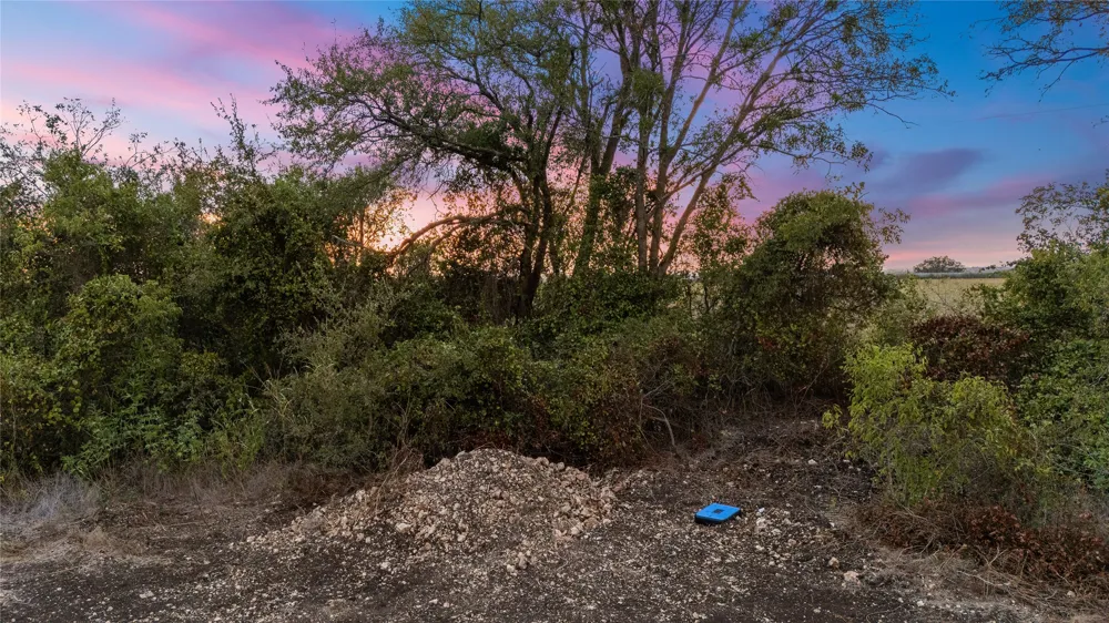 8153 Prairie Chapel Road Crawford, TX 76638