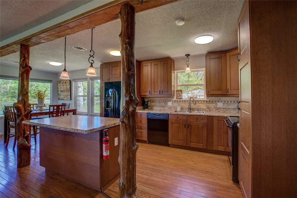 1462 Private Road 8692 Winnsboro, TX 75494