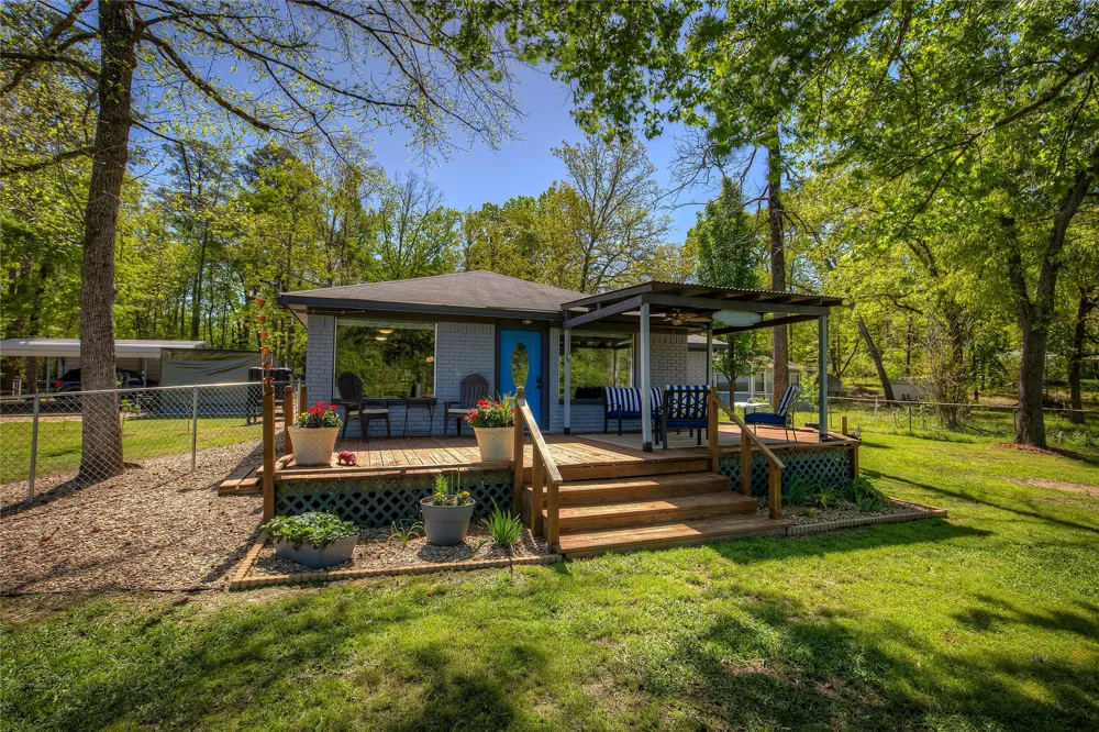 1462 Private Road 8692 Winnsboro, TX 75494