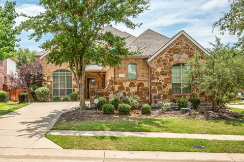 900 Fannin Drive