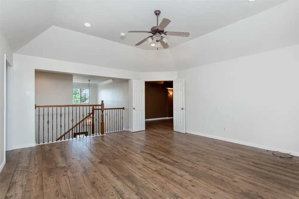 900 Fannin Drive Lantana, TX 76226