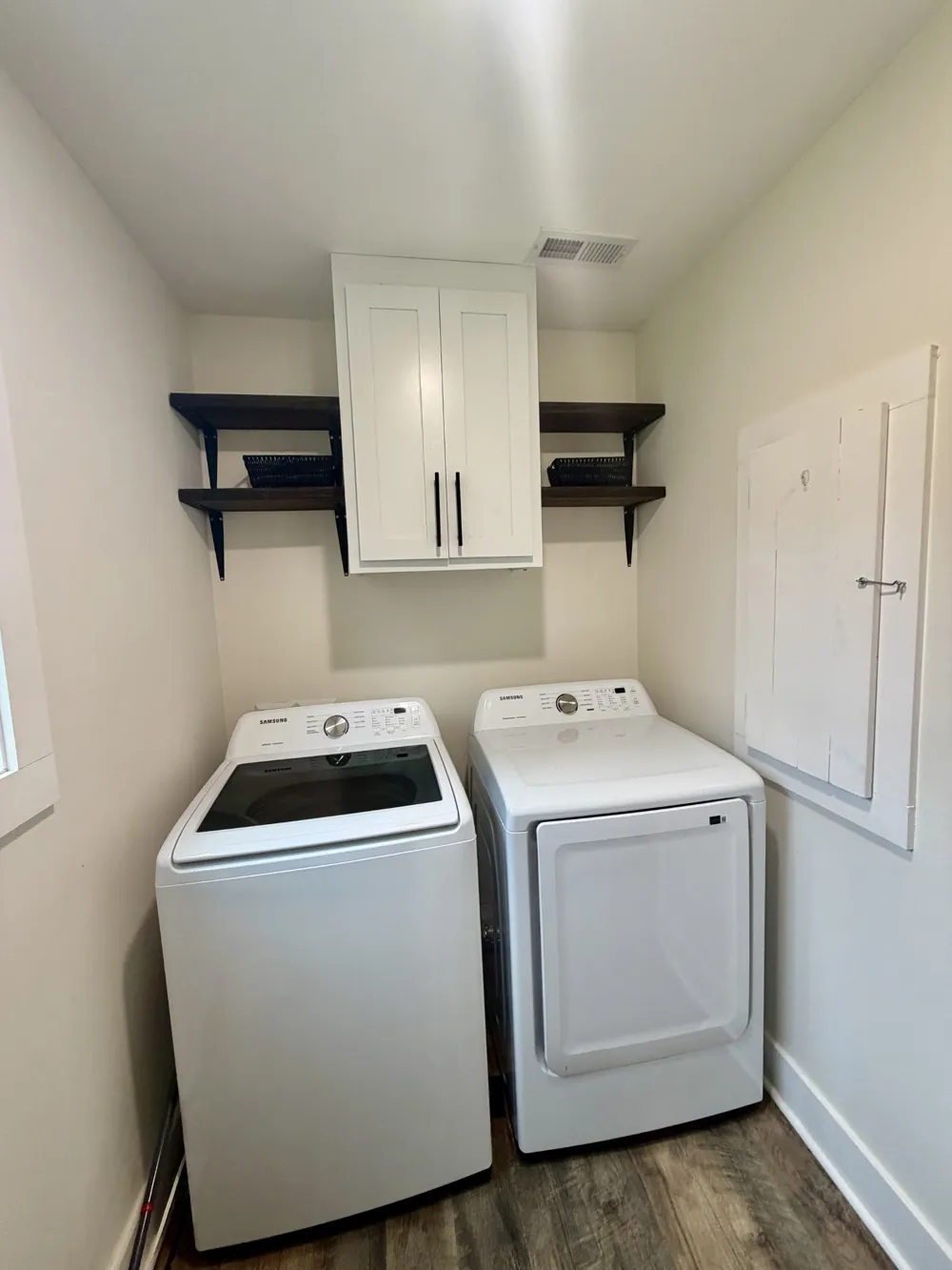 77 Oakwood Ave Summertown, TN 38483