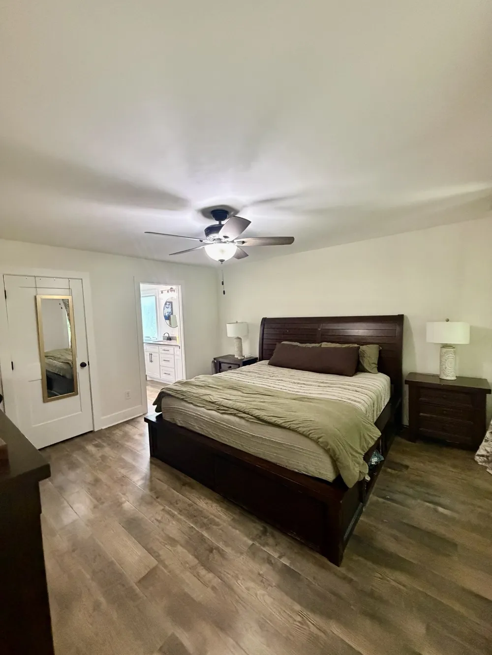 77 Oakwood Ave Summertown, TN 38483