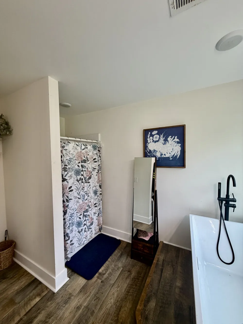 77 Oakwood Ave Summertown, TN 38483