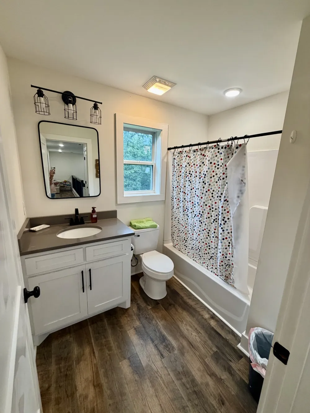 77 Oakwood Ave Summertown, TN 38483