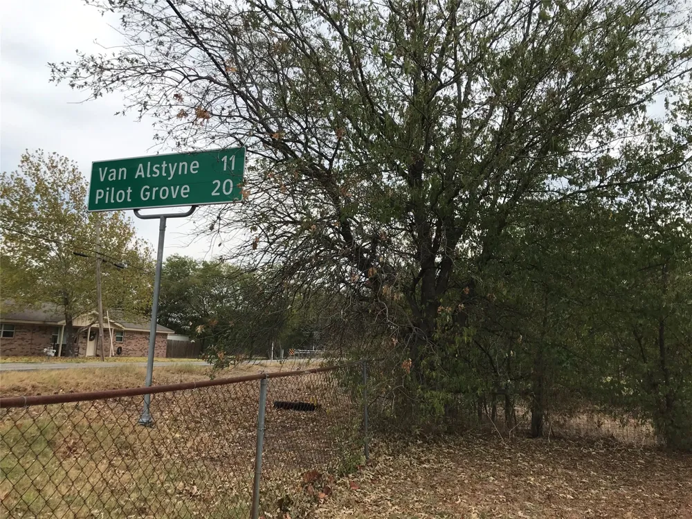 115 E Main Street Gunter, TX 75058