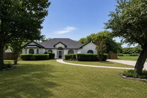 214 Pearly Top Drive