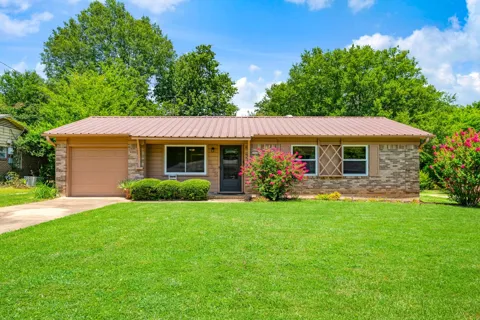2255 Bella Vista Drive