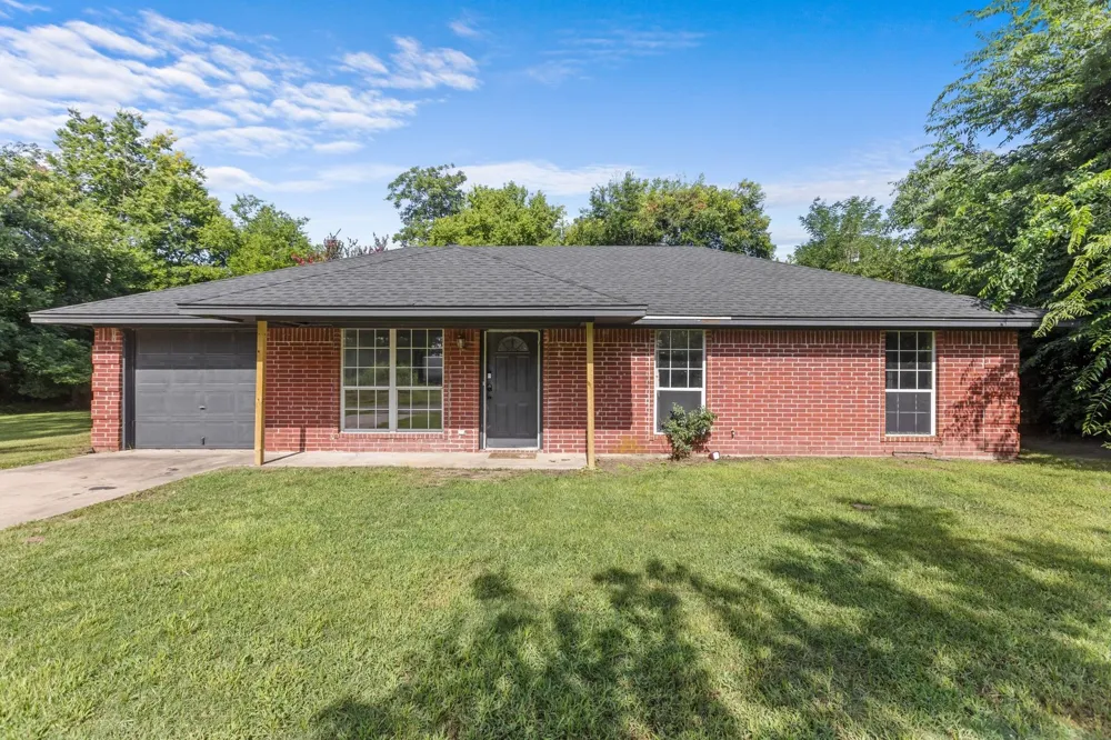 235 Hickory Street Blossom, TX 75416